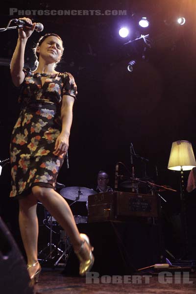 EMILIANA TORRINI - 2008-10-14 - PARIS - Trabendo - 